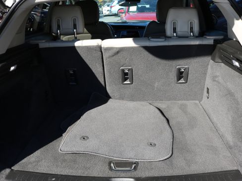 Used 2021 Cadillac XT4 Luxury w/ Cold Weather Package image 39