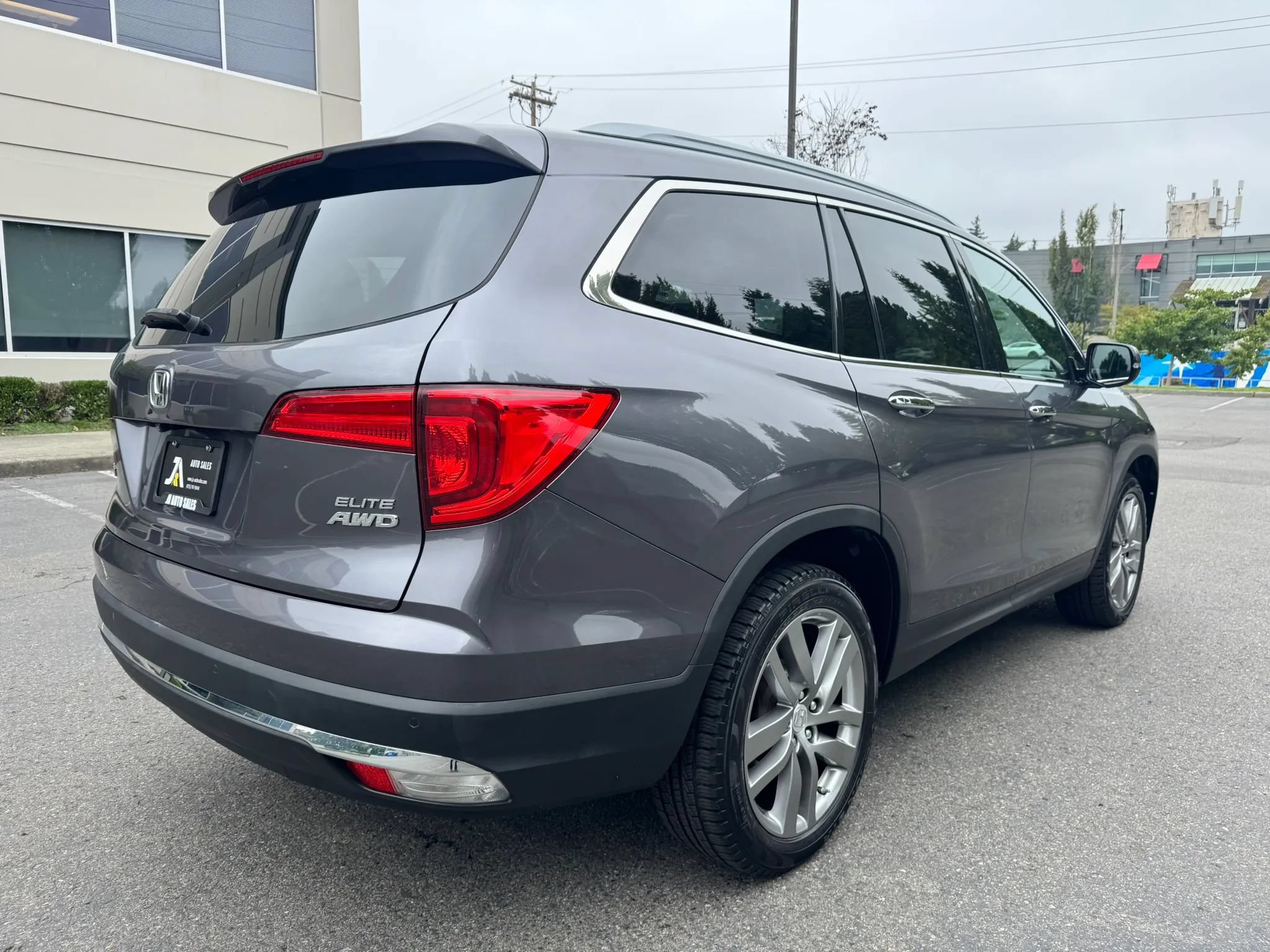 Used 2018 Honda Pilot Elite image 10