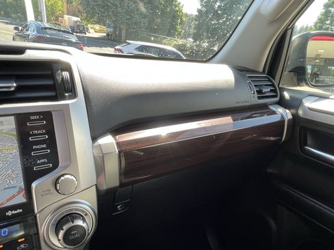 Certified 2022 Toyota 4Runner Limited AWD/4WD image 24