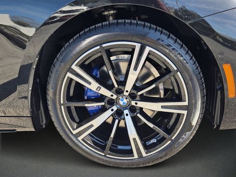 Used 2026 BMW 530i w/ M Sport Package image 9