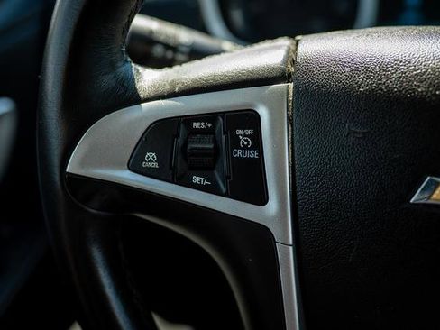 Used 2012 Chevrolet Equinox LT image 34