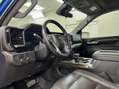 Used 2022 Chevrolet Silverado 1500 LT Trail Boss w/ LT Trail Boss Premium Package image 14