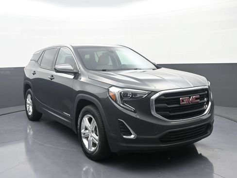 Used 2020 GMC Terrain SLE FWD image 3
