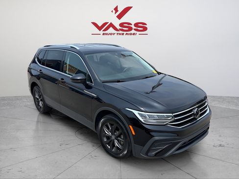 Used 2024 Volkswagen Tiguan SE FWD image 7