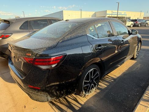 Used 2025 Nissan Sentra SR FWD image 4