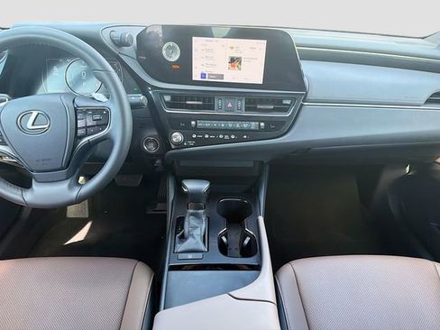 Used 2023 Lexus ES 350 w/ Accessory Package (Z2) FWD image 18