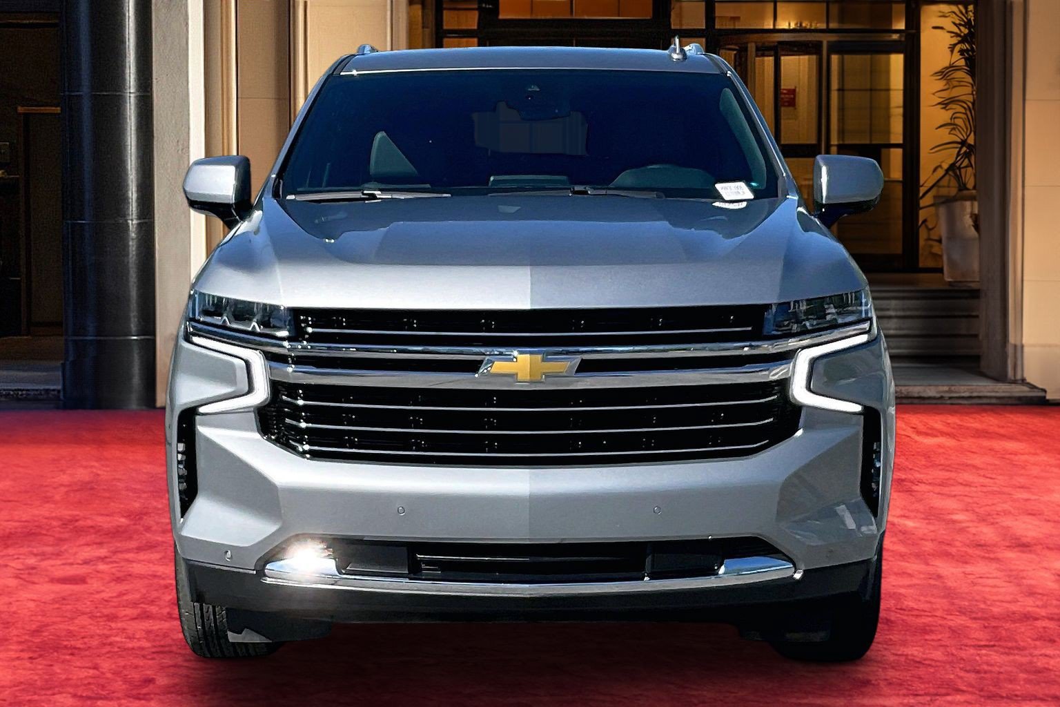 Used 2024 Chevrolet Tahoe LT RWD image 3