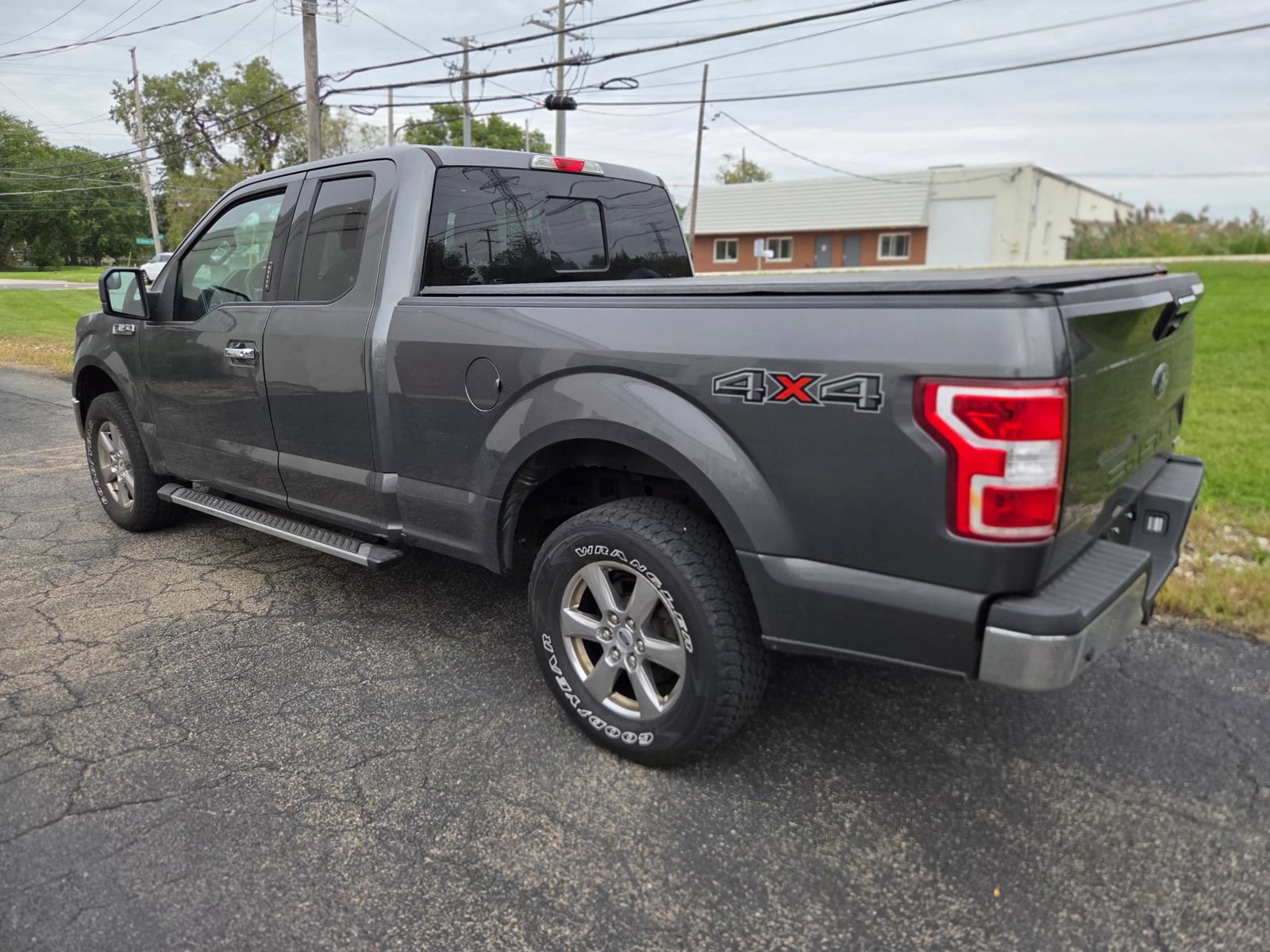 Used 2018 Ford F150 XLT w/ Equipment Group 302A Luxury AWD/4WD image 2