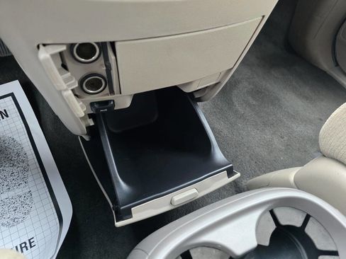 Used 2011 Honda Odyssey EX image 49