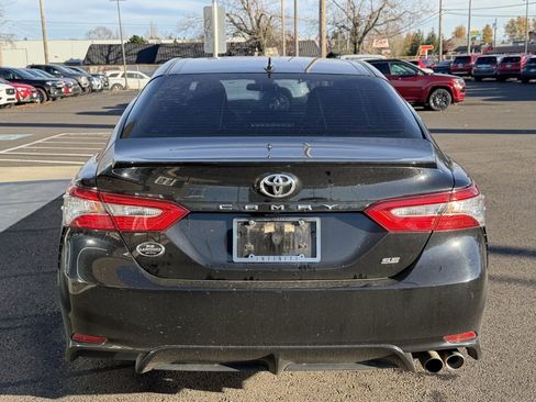 Used 2019 Toyota Camry L image 6