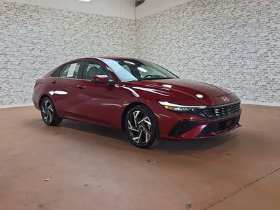 Used 2024 Hyundai Elantra Limited