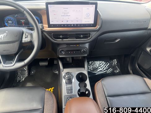 Used 2025 Ford Bronco Sport Outer Banks w/ Outer Banks Tech Package+ AWD/4WD image 17