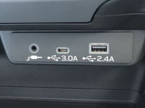 Used 2025 Subaru Crosstrek 2.5i Wilderness w/ Wilderness Package image 32