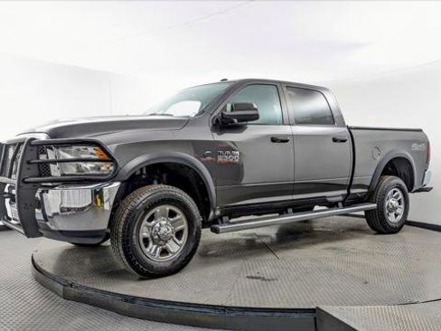 Used 2017 RAM 2500 Tradesman w/ Chrome Appearance Group image 2