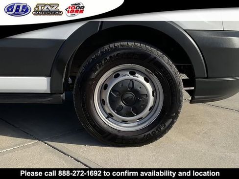 Used 2017 Ford Transit 150 XL image 9