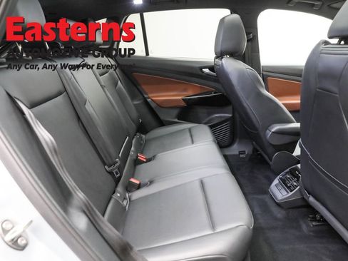 Used 2022 Volkswagen ID.4 Pro S image 21