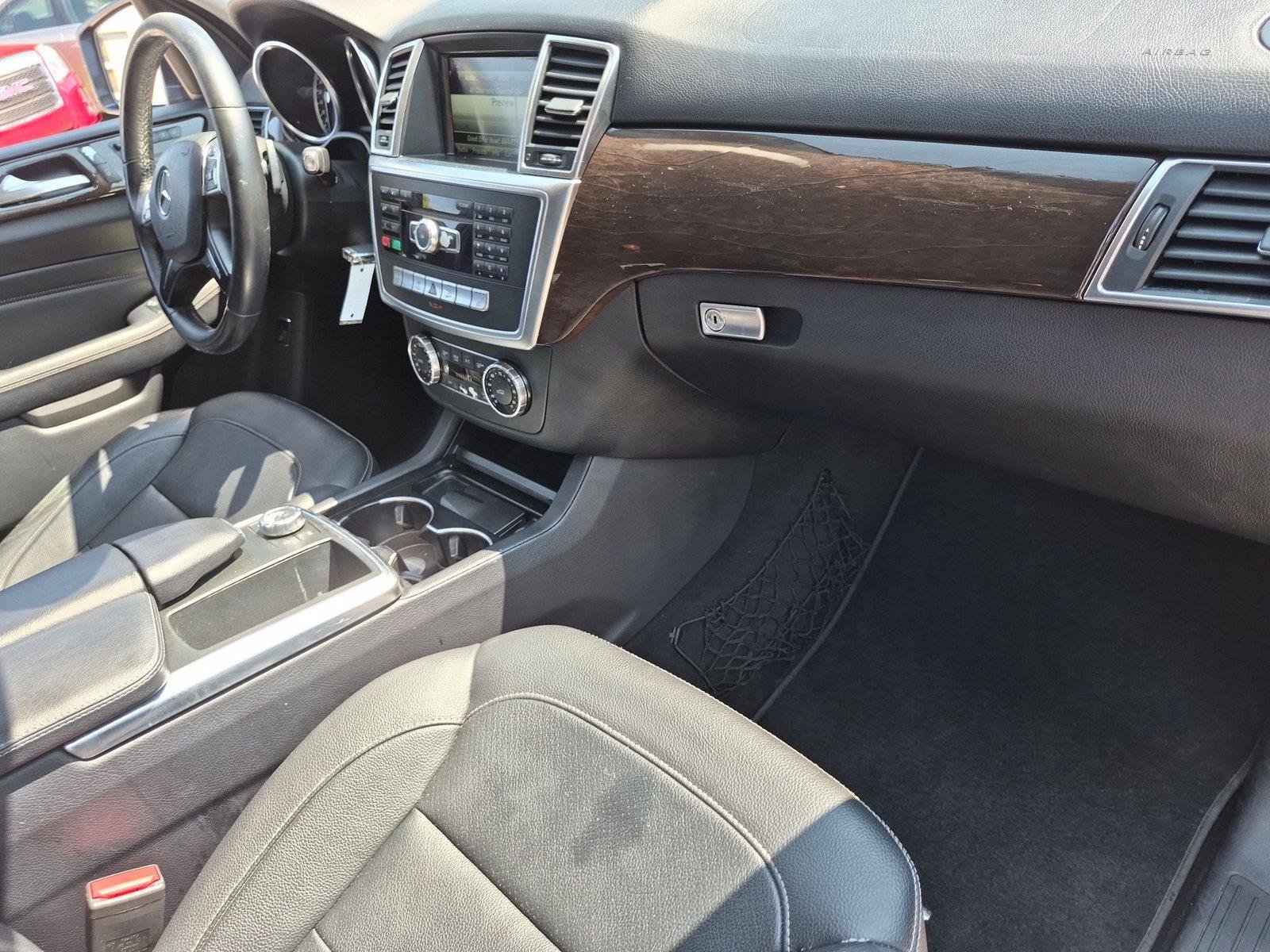 Used 2015 Mercedes-Benz ML 350 4MATIC image 35