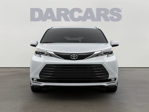 New 2026 Toyota Sienna Platinum AWD/4WD image 2