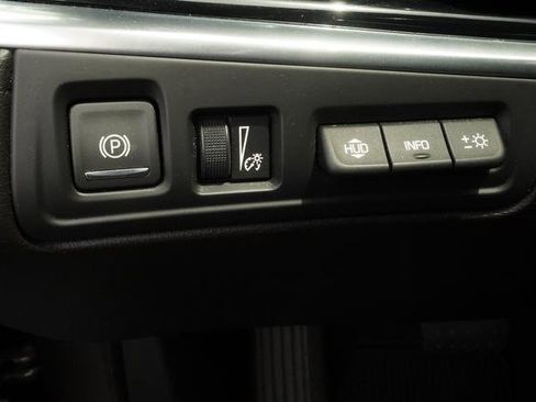 Used 2020 Cadillac XT6 Premium Luxury w/ Platinum Package FWD image 21