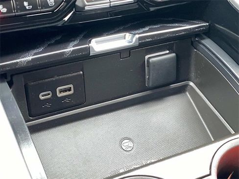 Used 2023 GMC Yukon XL Denali w/ Denali Reserve Package image 29