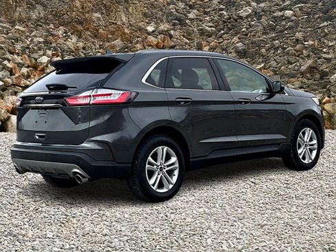 Used 2019 Ford Edge SEL w/ Equipment Group 201A image 2