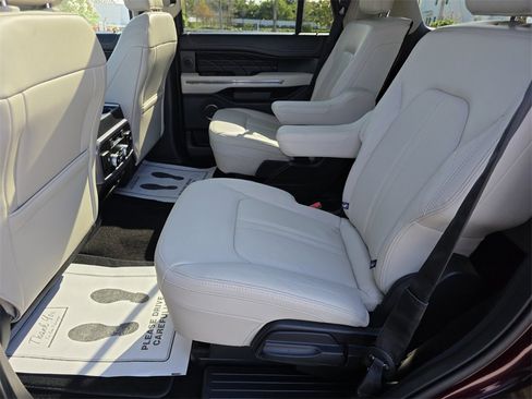 Used 2020 Ford Expedition Platinum image 20