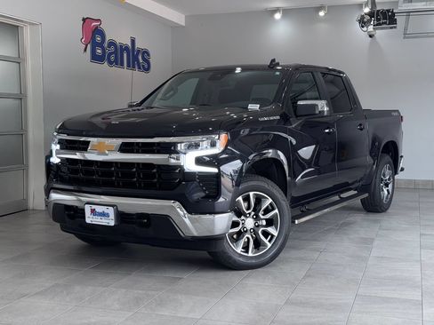 Certified 2023 Chevrolet Silverado 1500 LT AWD/4WD image 2