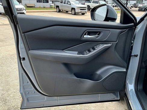 New 2026 Nissan Rogue SV image 10