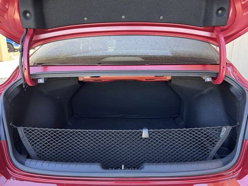 Certified 2025 Hyundai Elantra Sport image 13