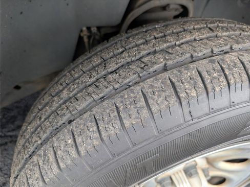 Used 2011 Chevrolet Silverado 1500 LS image 42