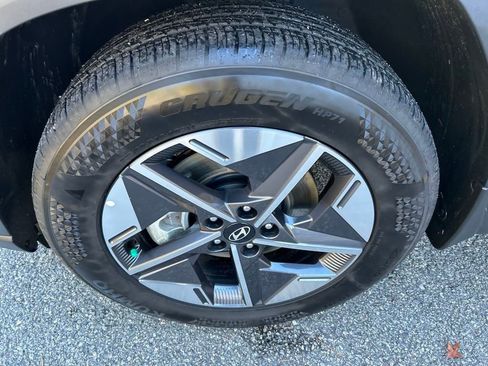 Certified 2025 Hyundai Tucson SEL image 12