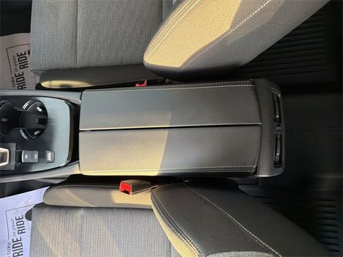 Used 2023 Nissan Rogue SV image 25