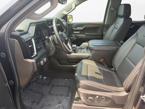 Used 2024 GMC Sierra 1500 Denali w/ Denali Reserve Package AWD/4WD image 15