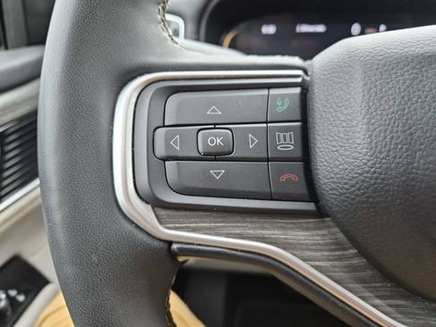 Used 2024 Jeep Wagoneer Series II AWD/4WD image 18