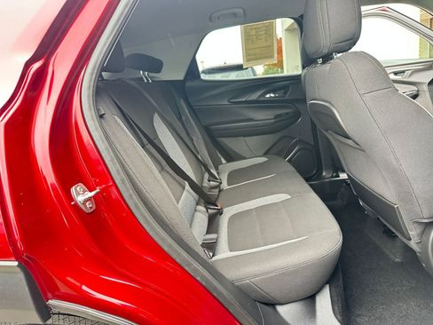 Used 2025 Chevrolet TrailBlazer LT image 39