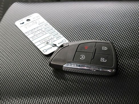 Used 2025 Chevrolet Equinox LT image 26