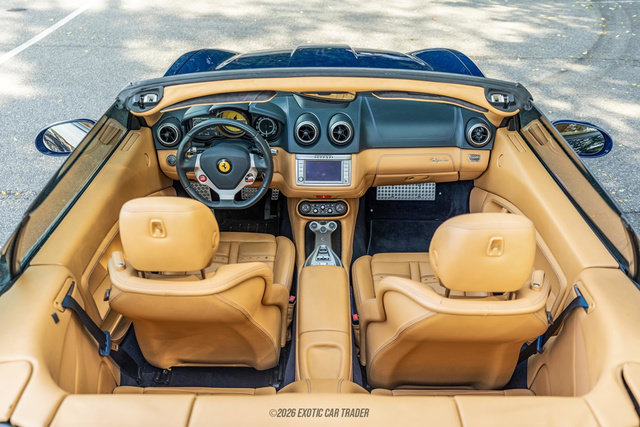Used 2012 Ferrari California RWD image 44