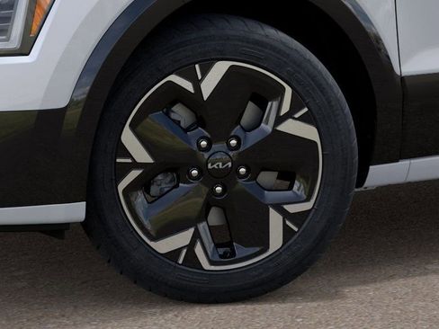 New 2025 Kia Niro Wind w/ Wind Preserve Package image 9