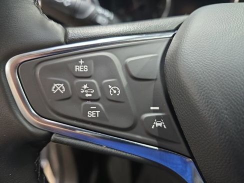 Used 2024 Chevrolet Equinox LT w/ LPO, Floor Liner Package AWD/4WD image 19