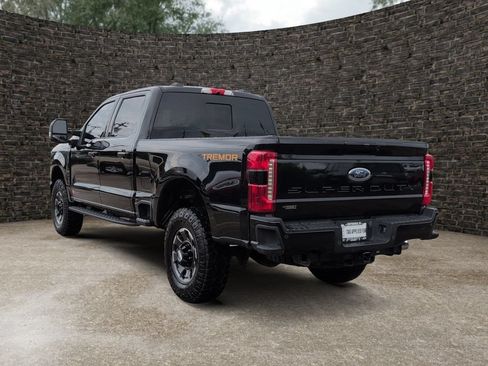 Used 2023 Ford F250 Lariat w/ Lariat Ultimate Package AWD/4WD image 4