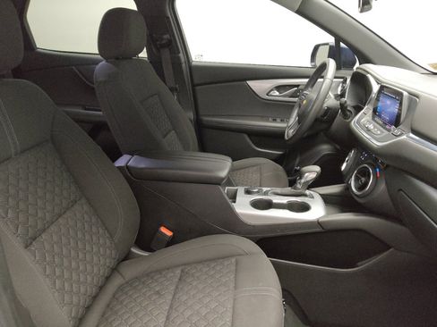 Used 2022 Chevrolet Blazer LT image 21