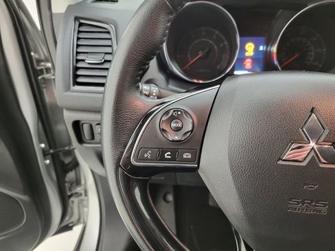 Used 2024 Mitsubishi Outlander Sport AWD image 3