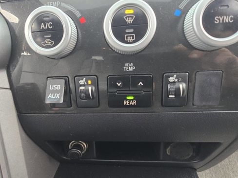 Used 2011 Toyota Sequoia SR5 image 41