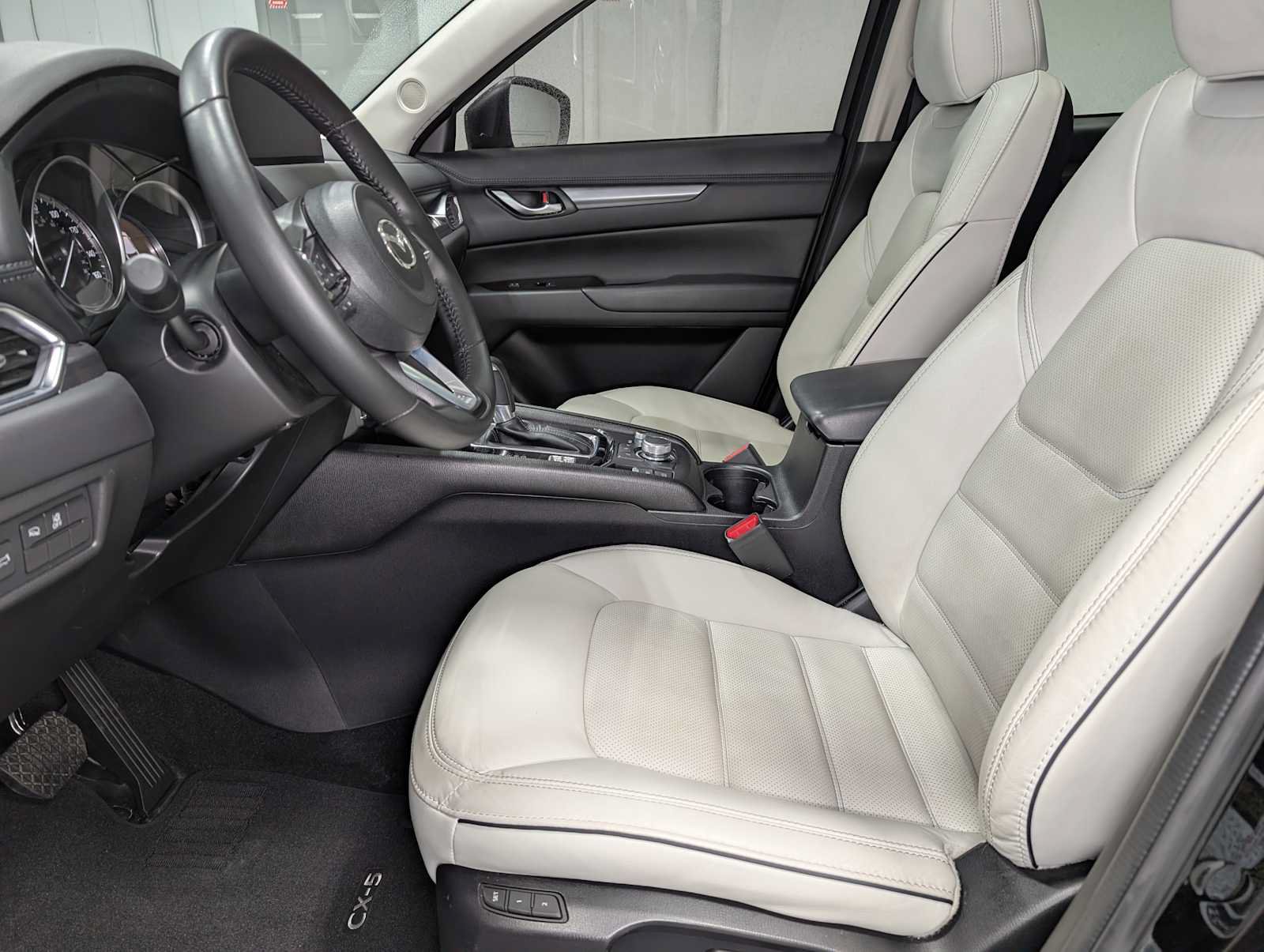 Certified 2024 MAZDA CX-5 AWD 2.5 S w/ Preferred Package image 4