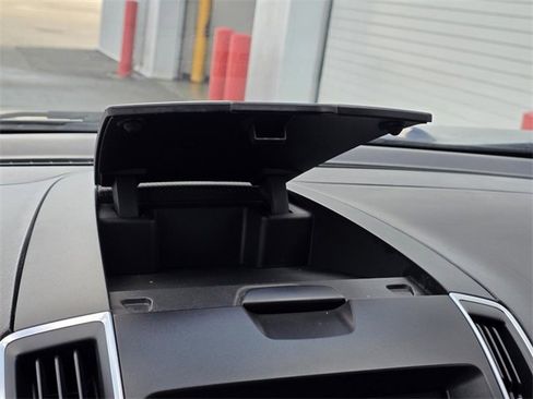 Used 2016 Ford Edge Titanium w/ Technology Package image 14