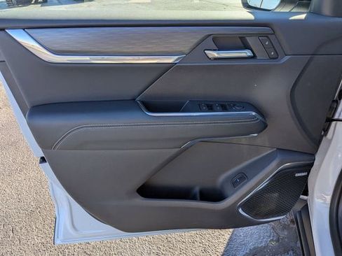 New 2026 GMC Acadia Elevation w/ Elevation Premium Package image 11