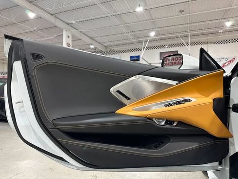 Used 2023 Chevrolet Corvette Stingray Premium Conv w/ 3LT RWD image 17