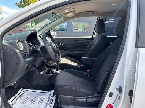 Used 2018 Nissan Versa SV FWD image 10