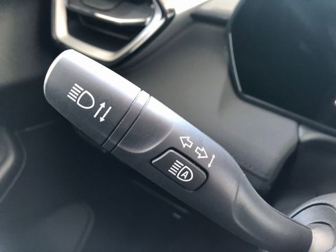 Certified 2025 Chevrolet TrailBlazer LS w/ LS Convenience Package image 32