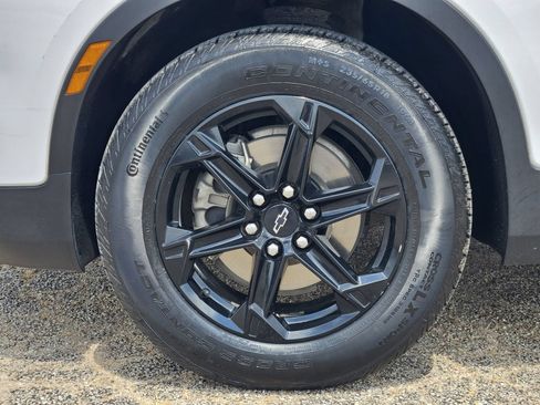 Used 2023 Chevrolet Blazer LT w/ Midnight/Sport Edition FWD image 12